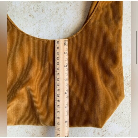 Merit Beauty Corduroy makeup bag - Picture 5 of 14